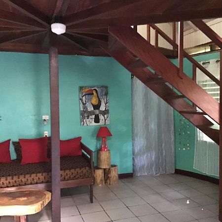 Waleskas Place Bed and Breakfast Puerto Jiménez Esterno foto