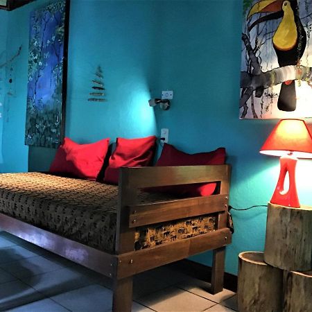 Waleskas Place Bed and Breakfast Puerto Jiménez Esterno foto